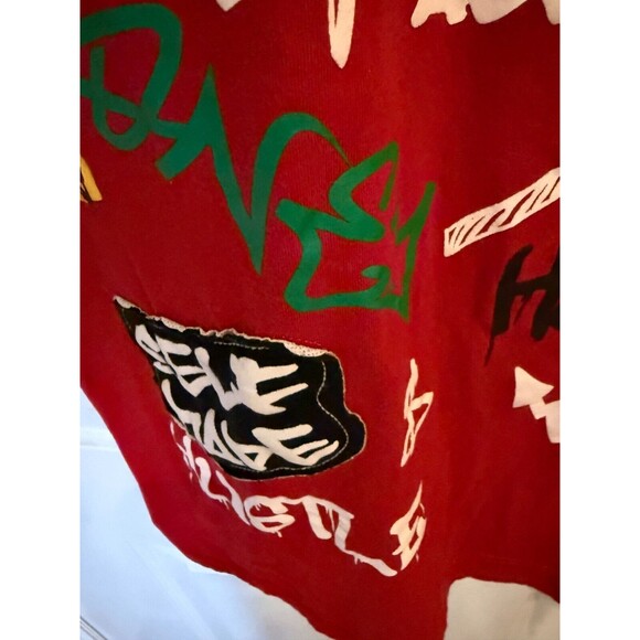 BLEEKER & MERCER MENS HEAVYWEIGHT RED TSHIRT GRAFFITI DESIGN USED - Picture 8 of 12